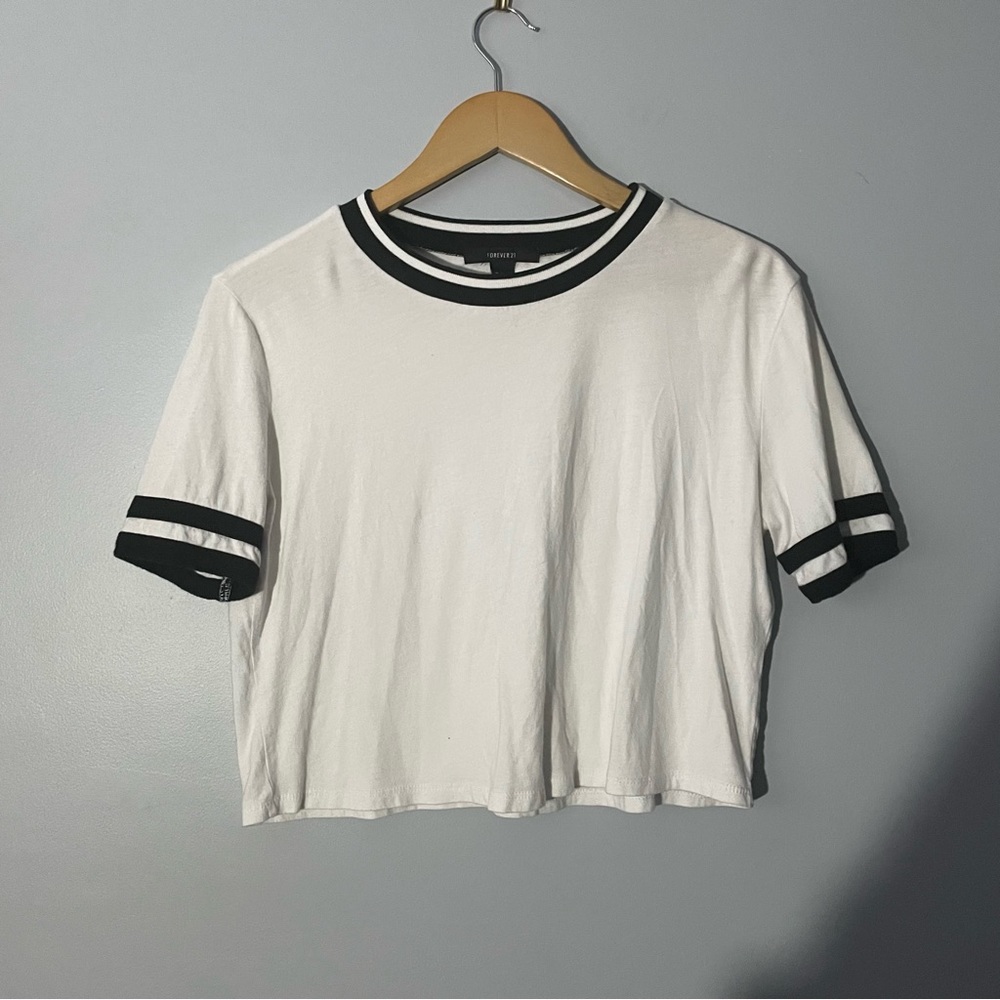 Forever 21 cropped ringer tee
